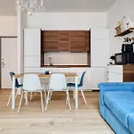 Apartment Easylife - - Vico 66 - Di
