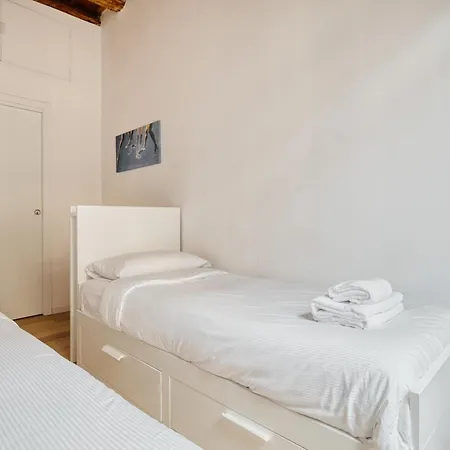 Apartment Easylife - - Vico 66 - Di Como